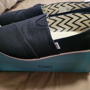 TOMS Classic Black Canvas Slip-Ons